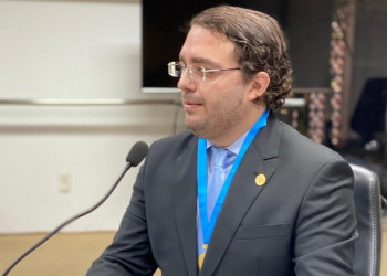 Professor da UFPI Saulo Soares toma posse na Academia Brasileira de Direito da Seguridade